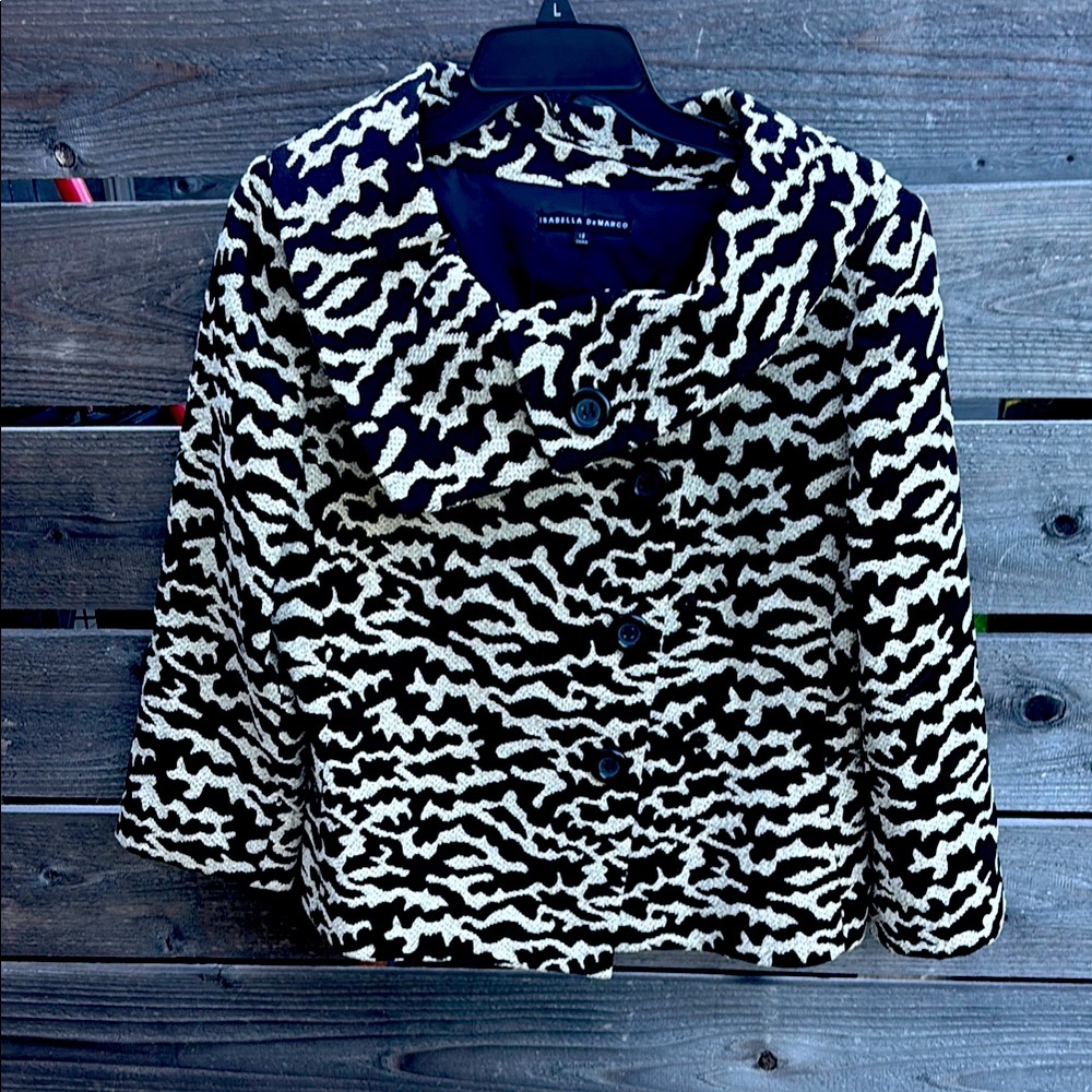 Chic Black And Cream Patterned Jacket - image 1